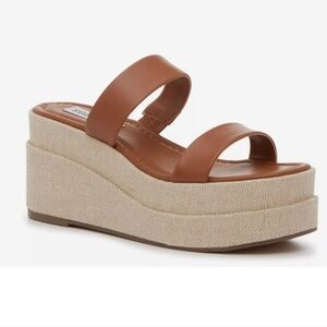 STEVE MADDEN NWT  MOVEABLE PLATFORM SANDAL SZ 10